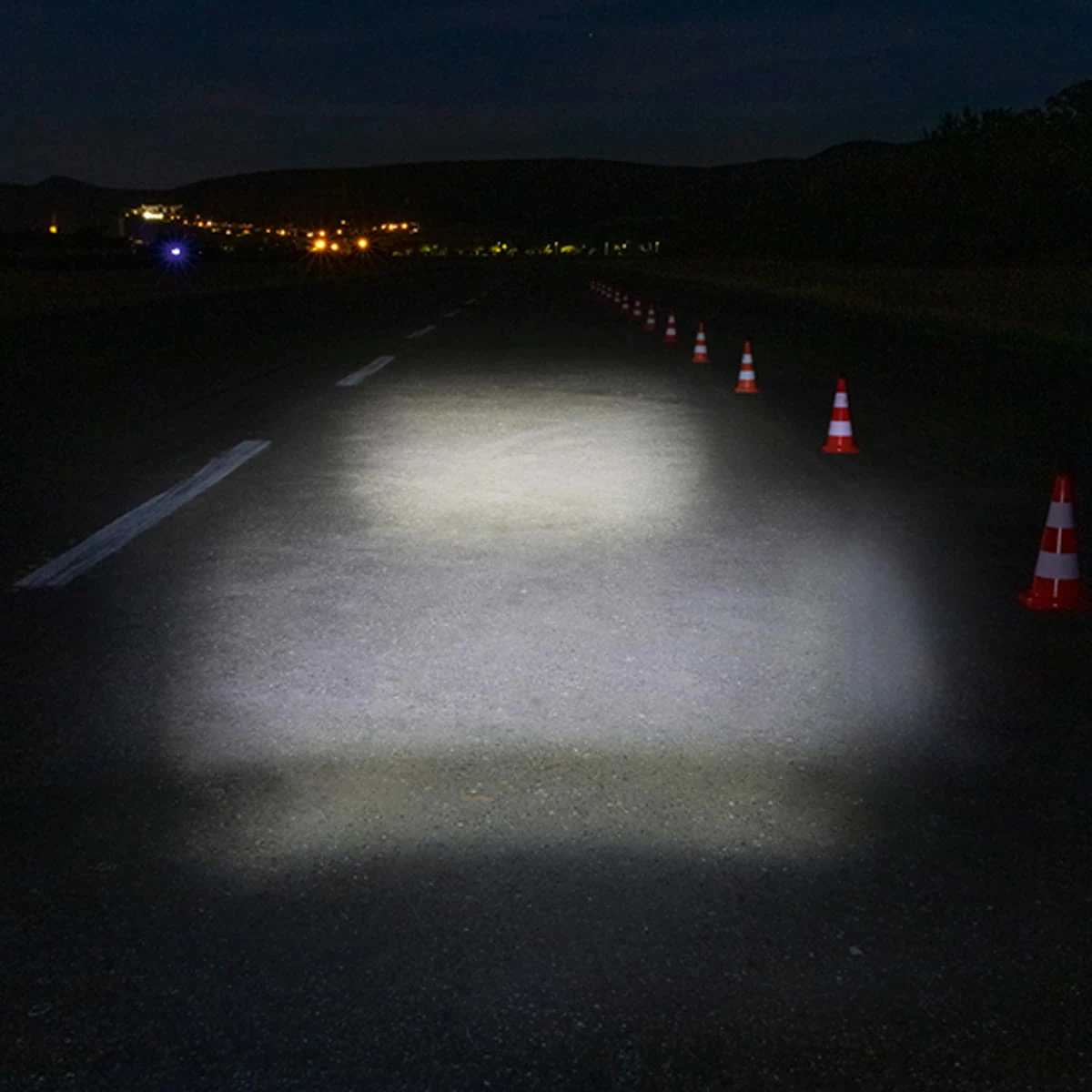 SIGMA SPORT Aura 30 Battery Lighting 2 SIGMA SPORT Aura 30 Battery Lighting - Image 2